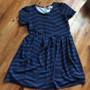 Amelia by LuLaRoe (it has pockets!!)